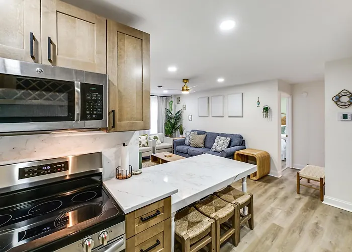 Holiday home Walk To Beach: Ocean W/ Private Patio Ocean City
