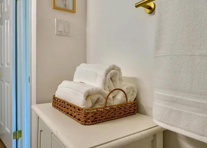 Holiday home Walk To Beach: Ocean W/ Private Patio Ocean City
